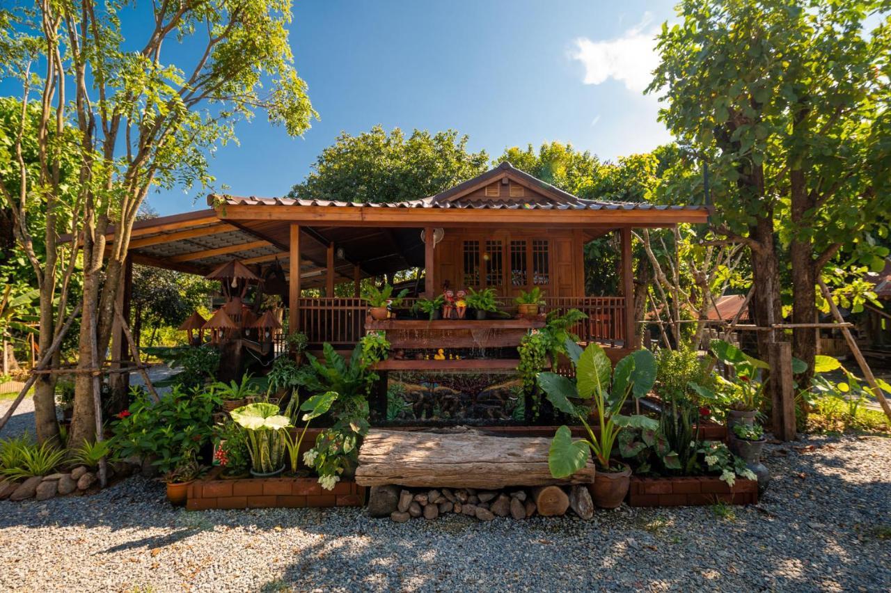 Suk Sabai Homestay Sukhothai Ngoại thất bức ảnh